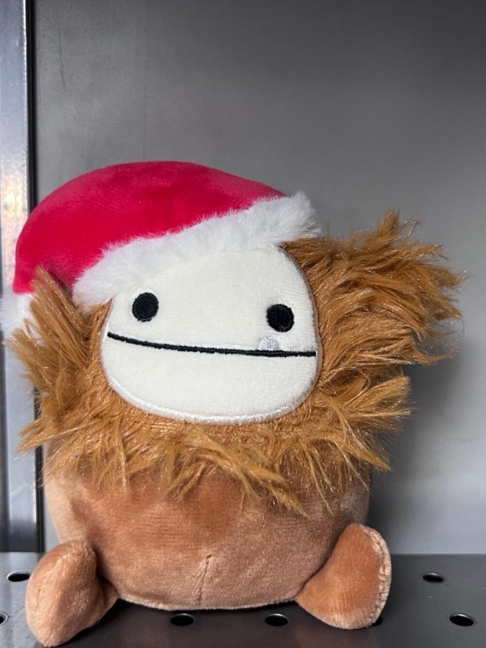 Squishmallow 4β capsule Benny with Santa Hat no tag